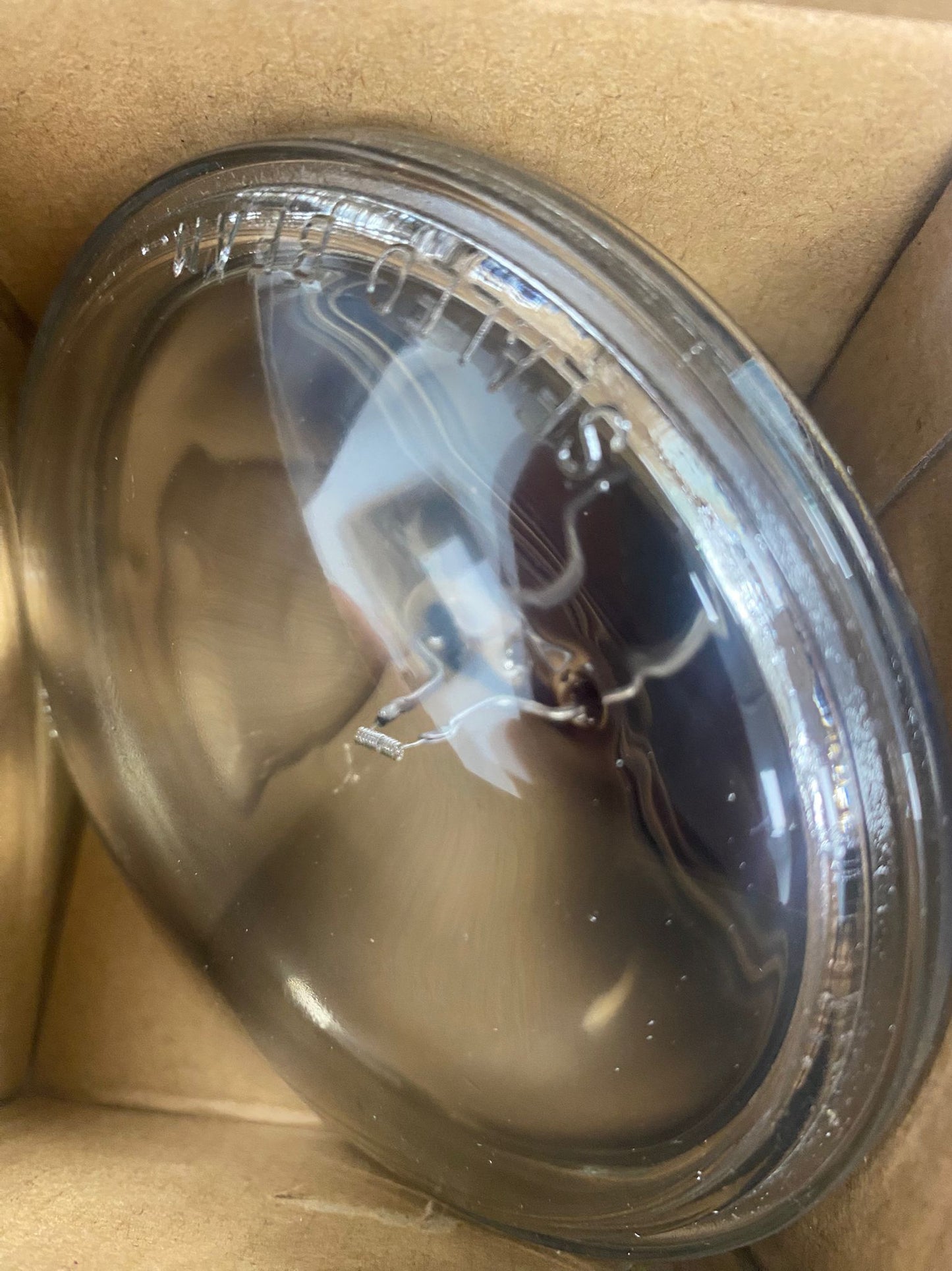 AIRCRAFT LANDING SPOTLAMP
